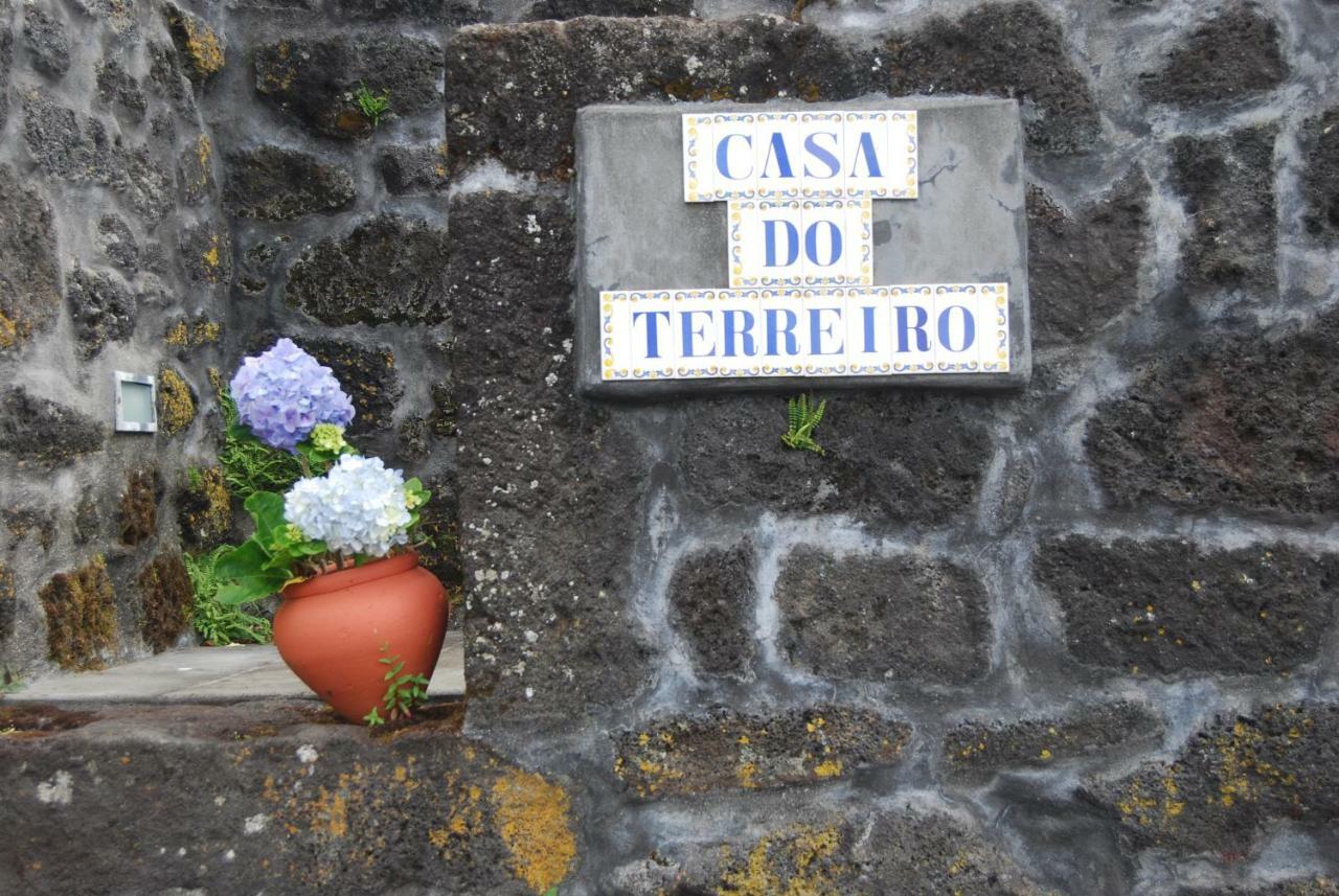 Casa Do Terreiro * Caminho de Cima